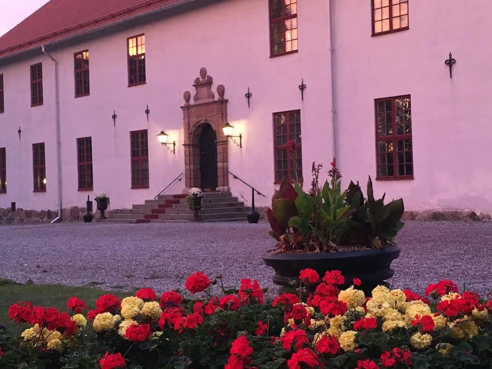 Sundbyholms Slott Hotel Exterior photo